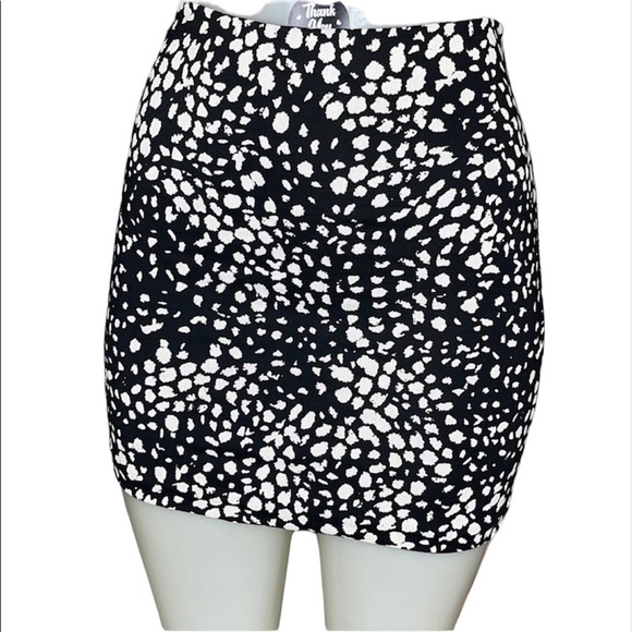 H&M Mini Skirt Size XS - Picture 1 of 5
